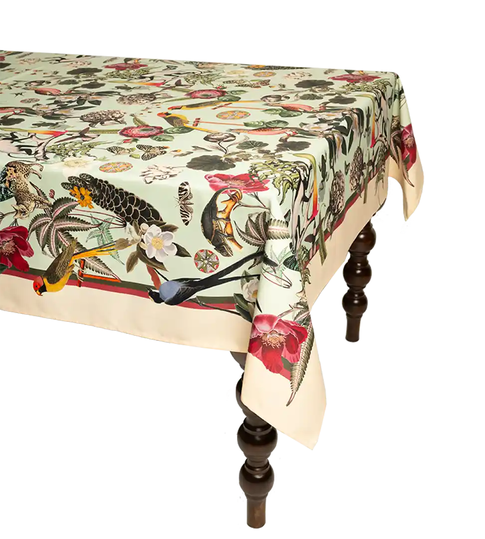 Waterproof cotton tablecloth for outdoor dining