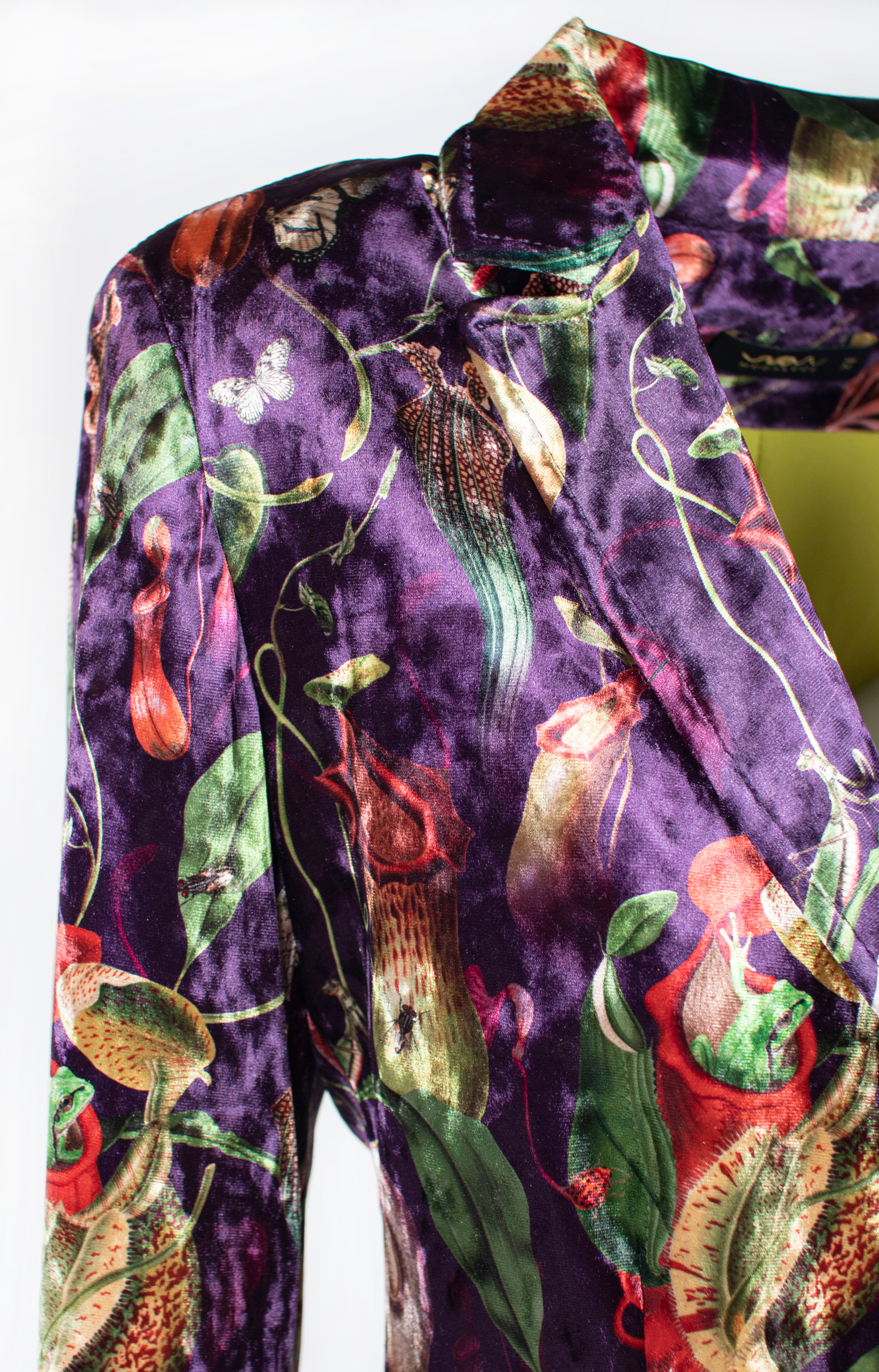 Carnivora - Velvet Blazer