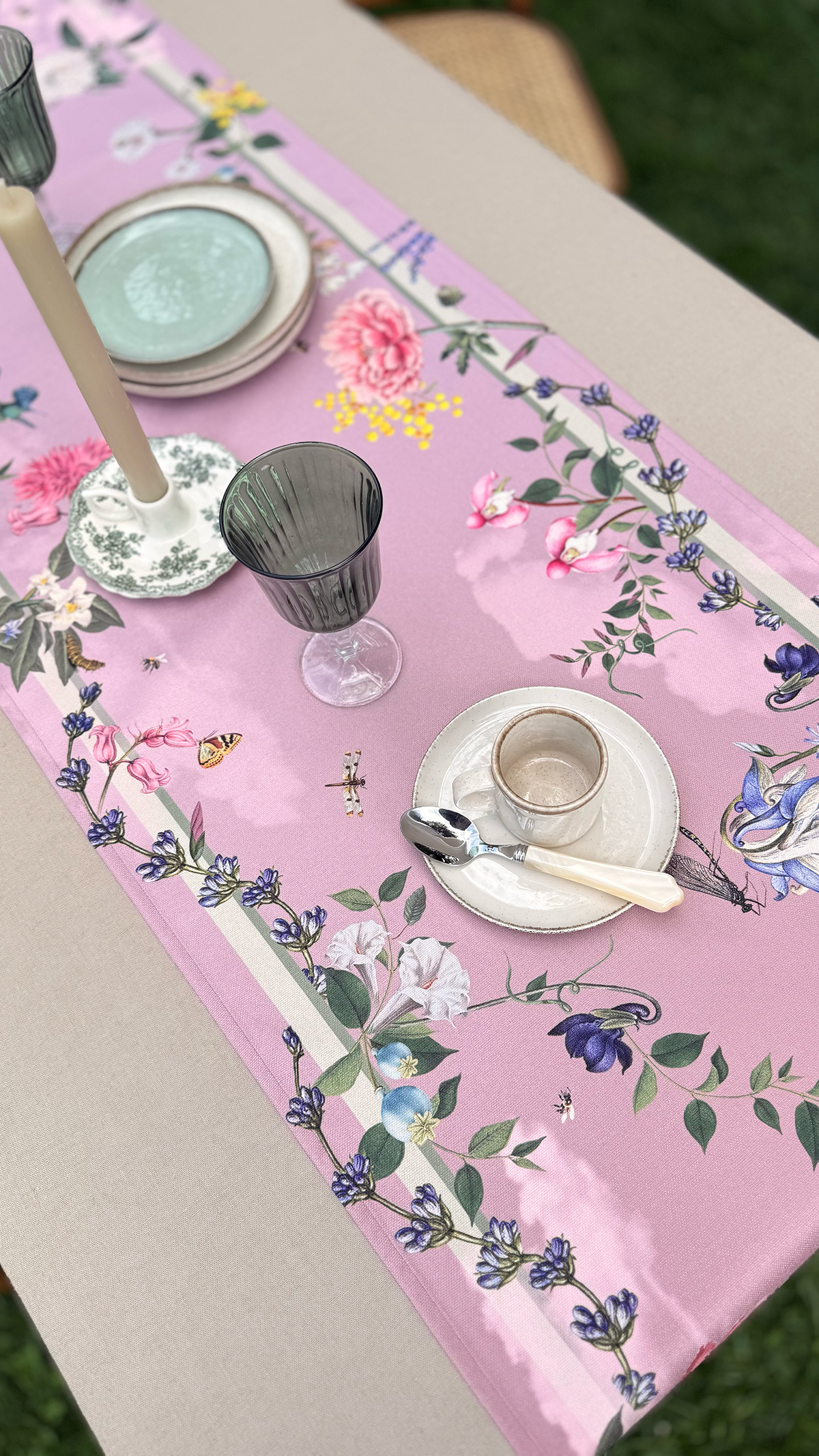 Table Runner - The Garden Pink