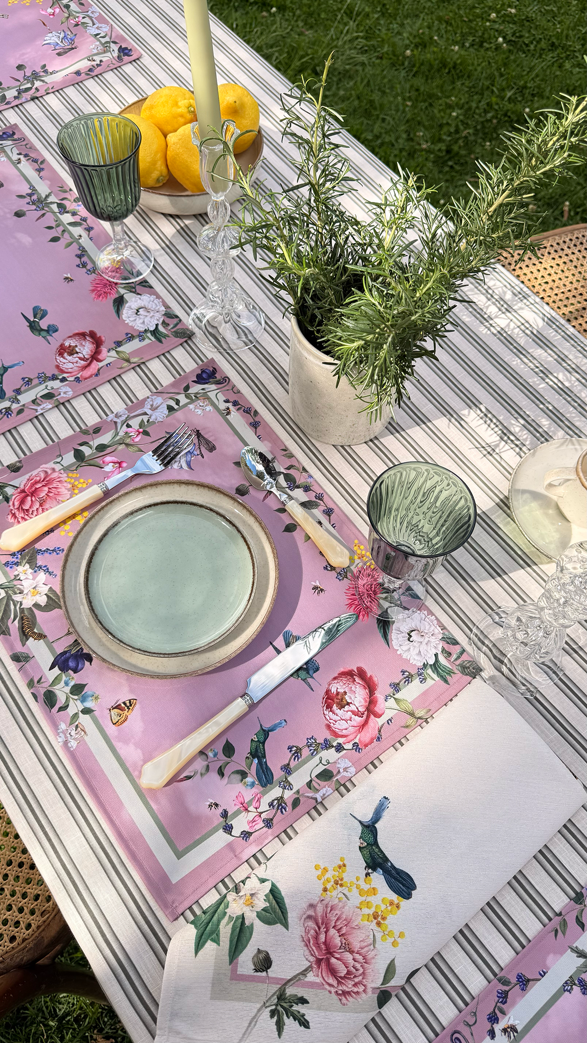 Placemat - The Garden Pink