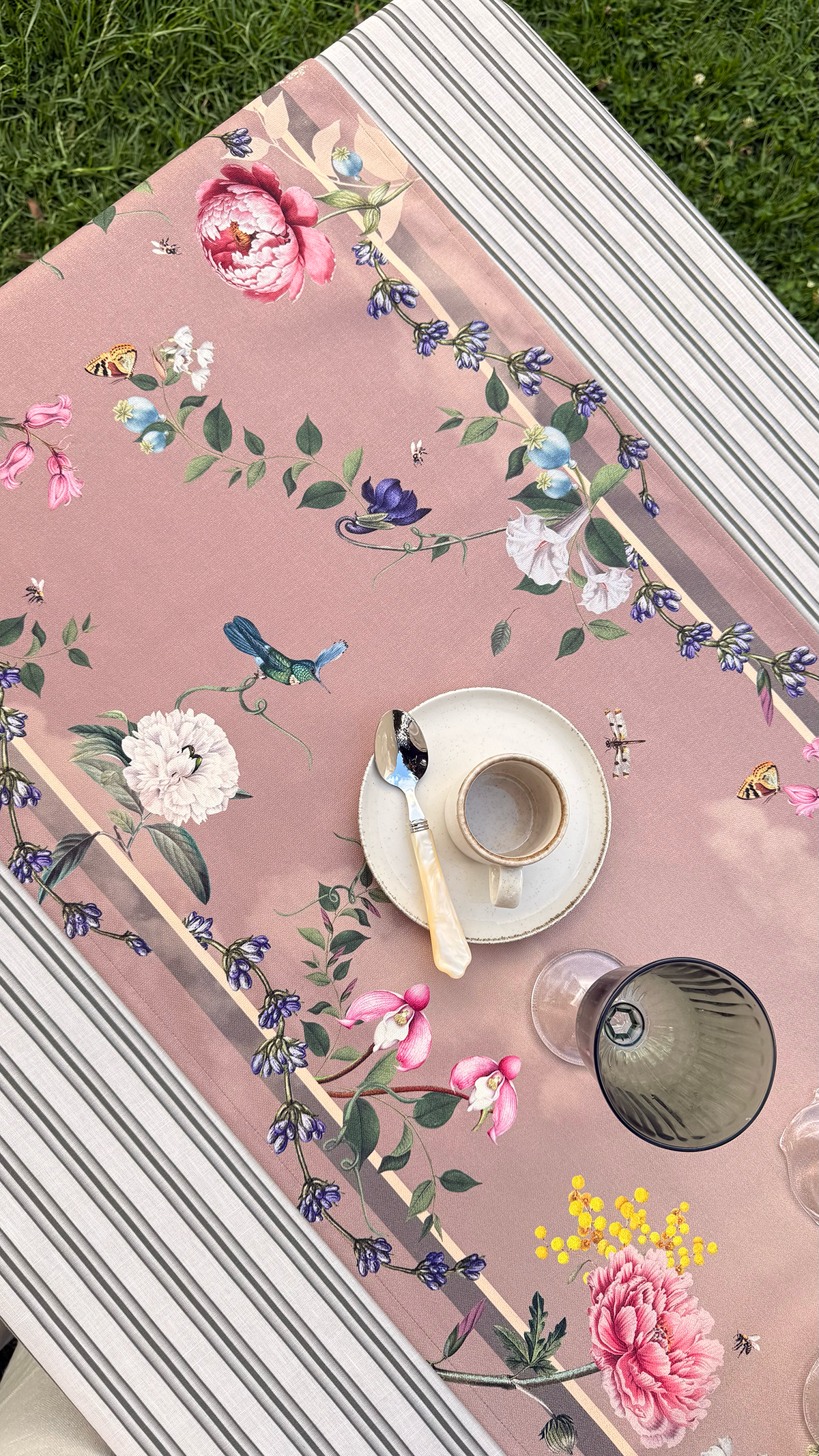 Table Runner - The Garden Mocca