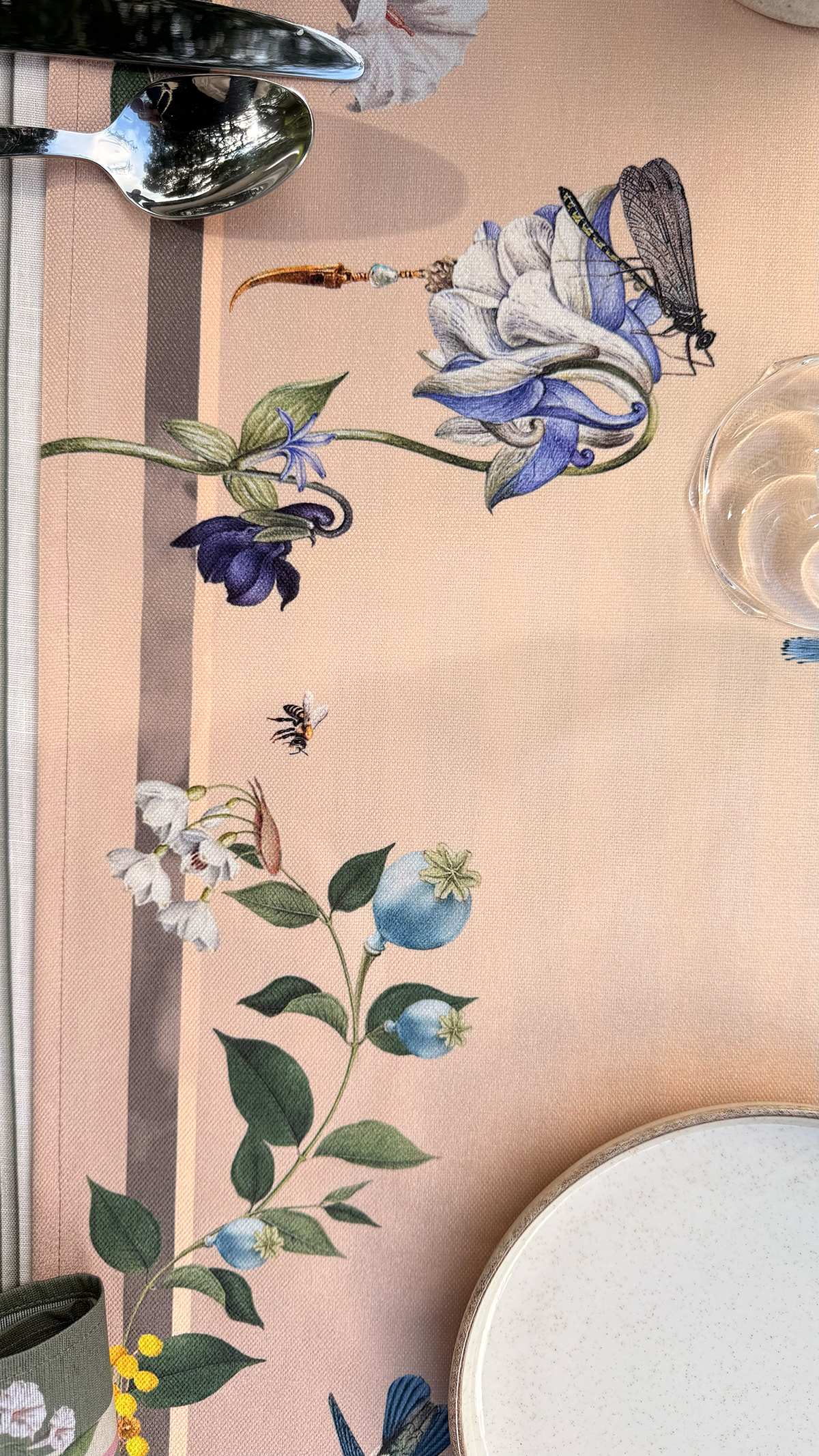Table Runner - The Garden Mocca