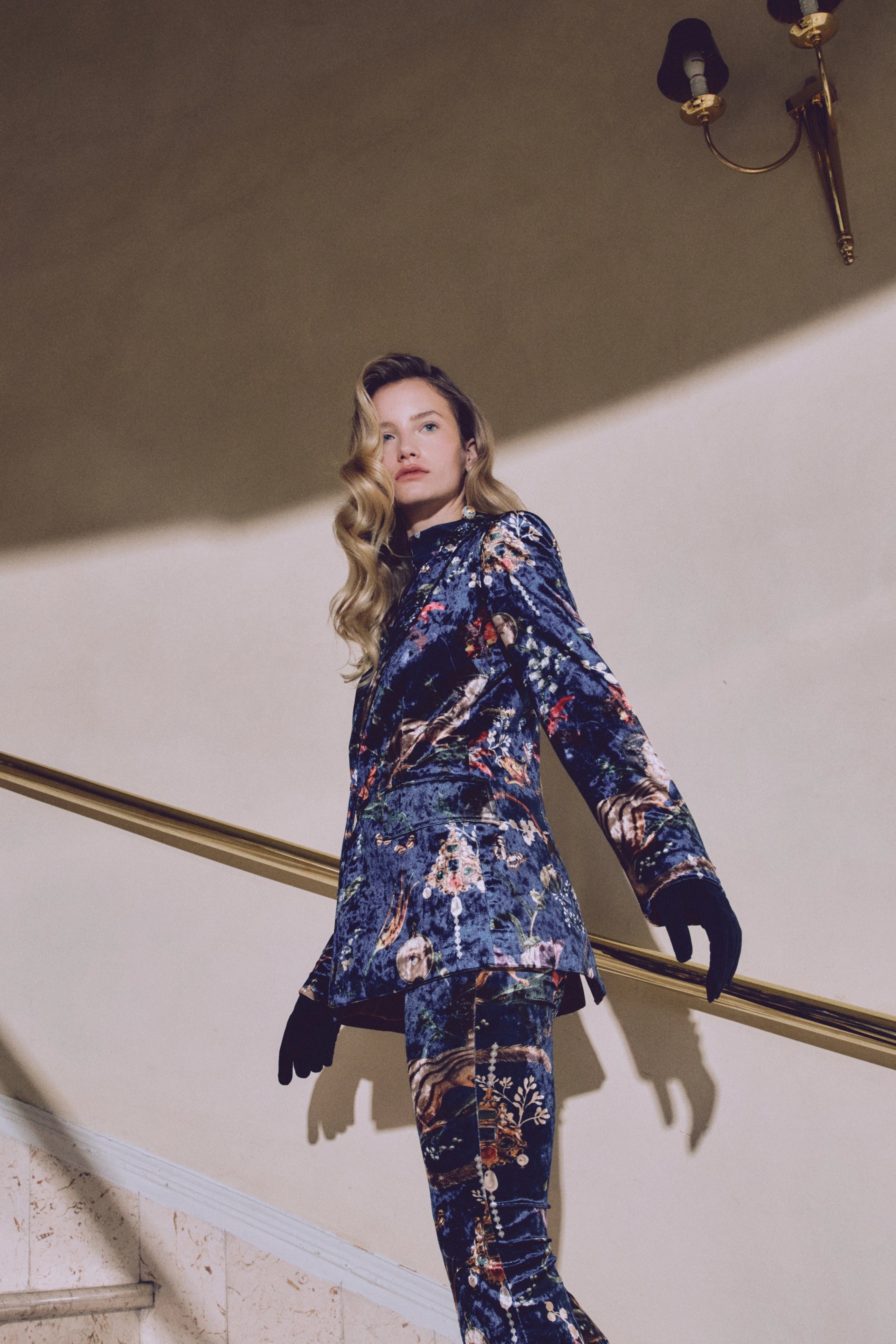 Bulba Navy - Velvet Blazer