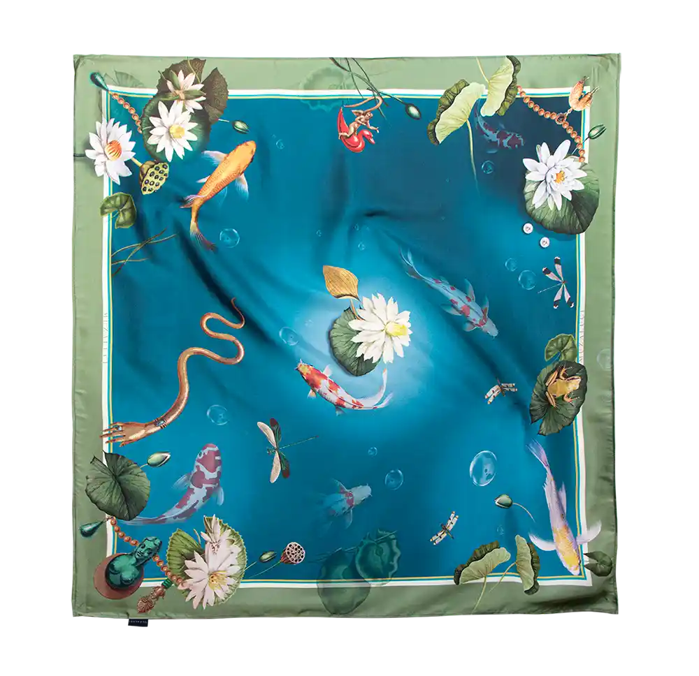 Chunky knit scarf in deep red for cozy fall outfits