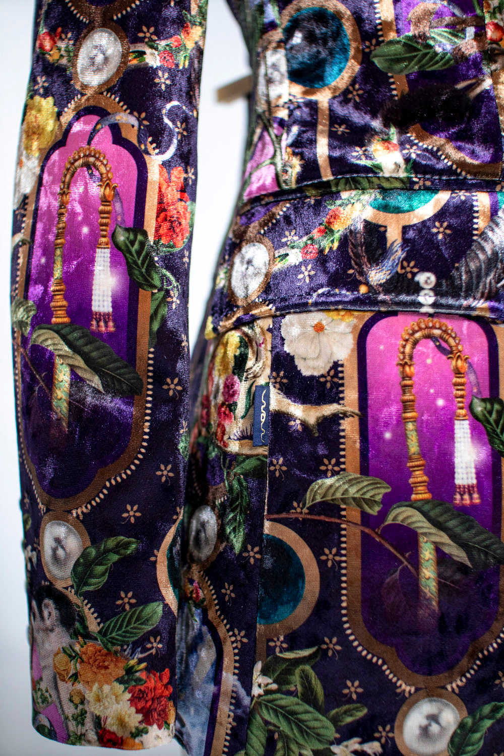 India - Velvet Blazer