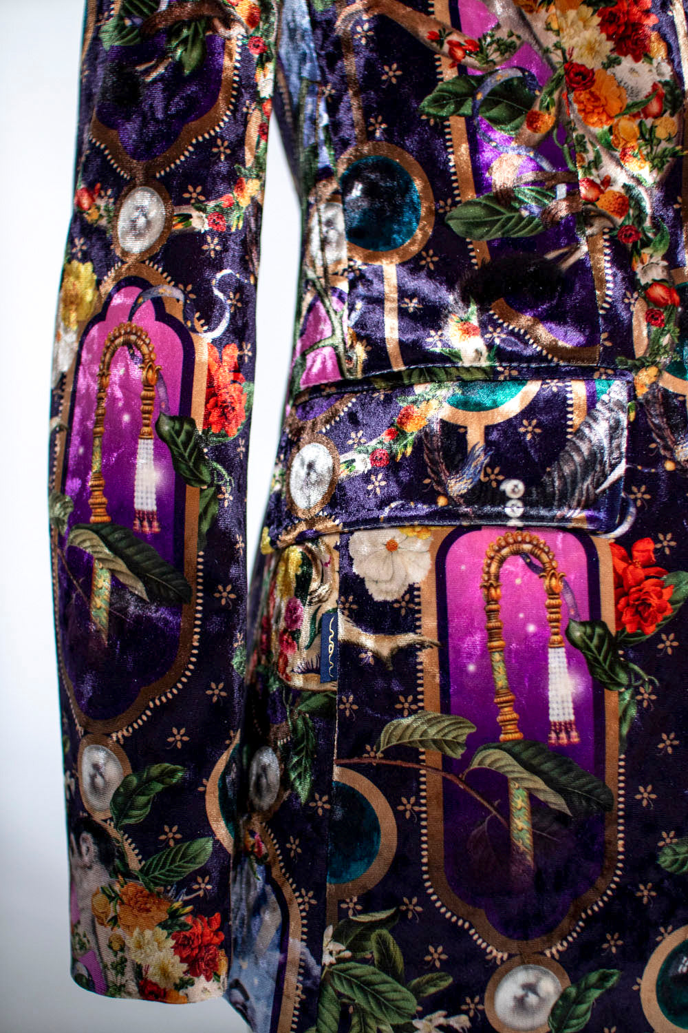 India - Velvet Blazer