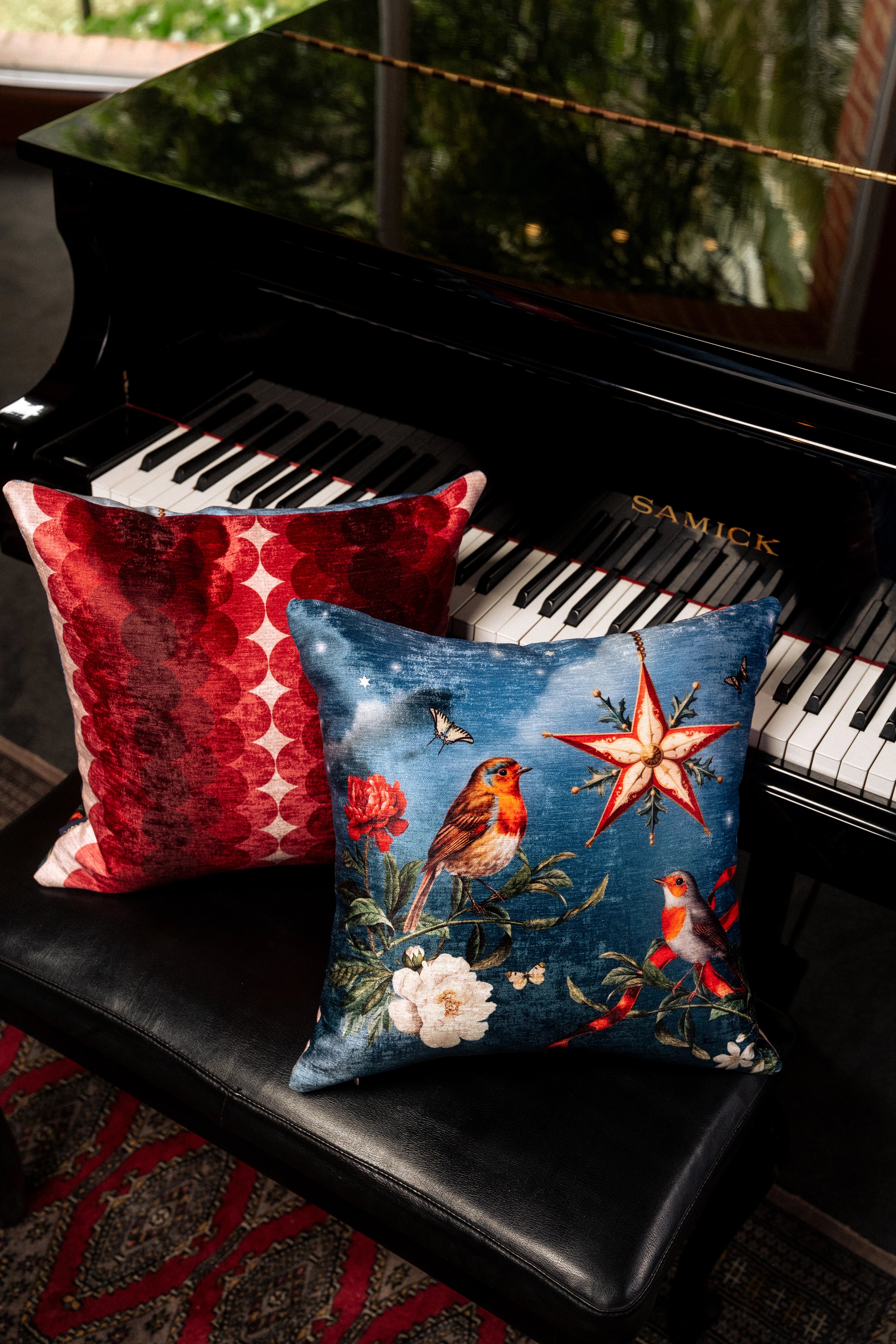 Velvet Pillow - Natividad Birds