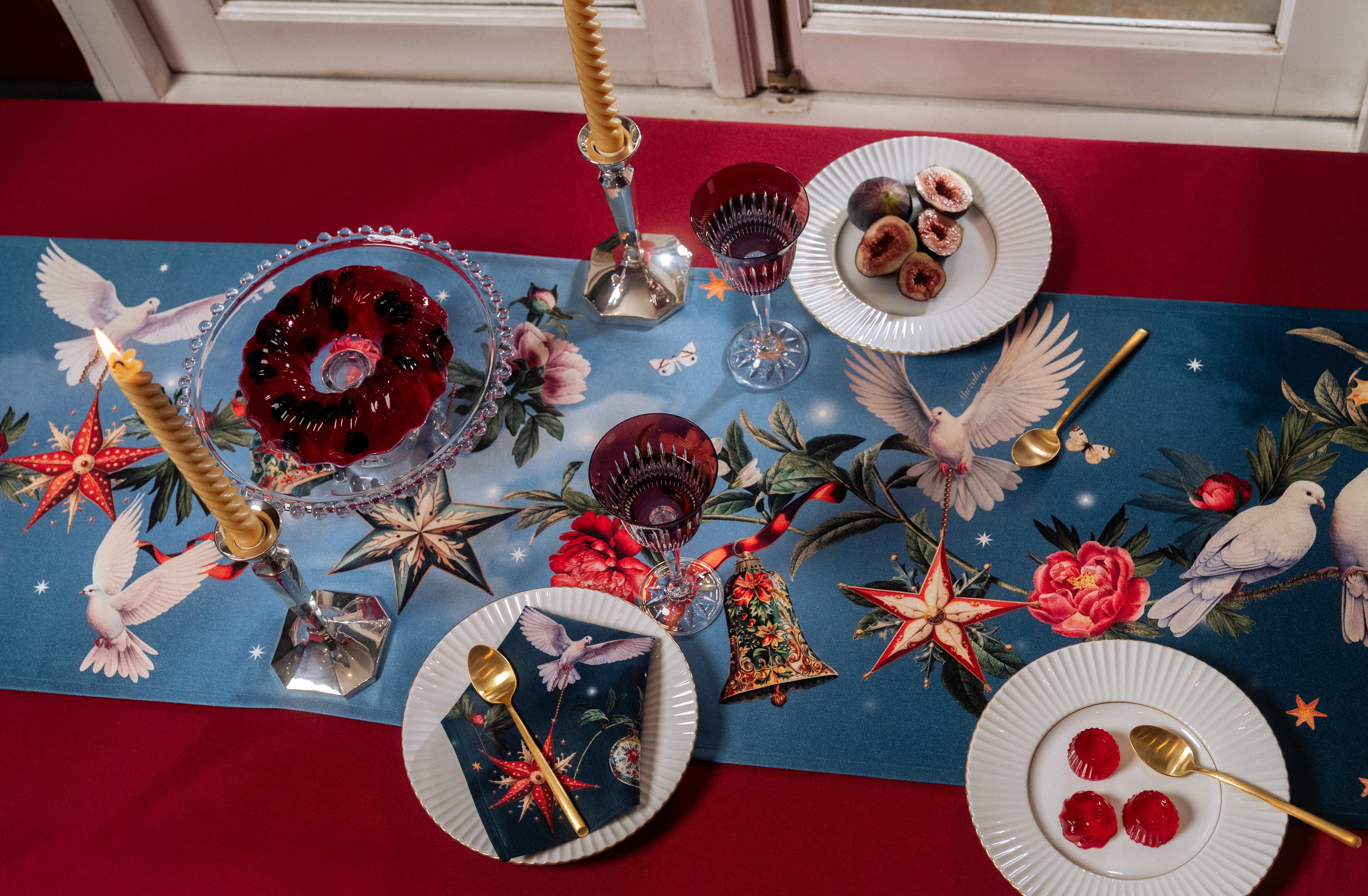 Table Runner - Natividad