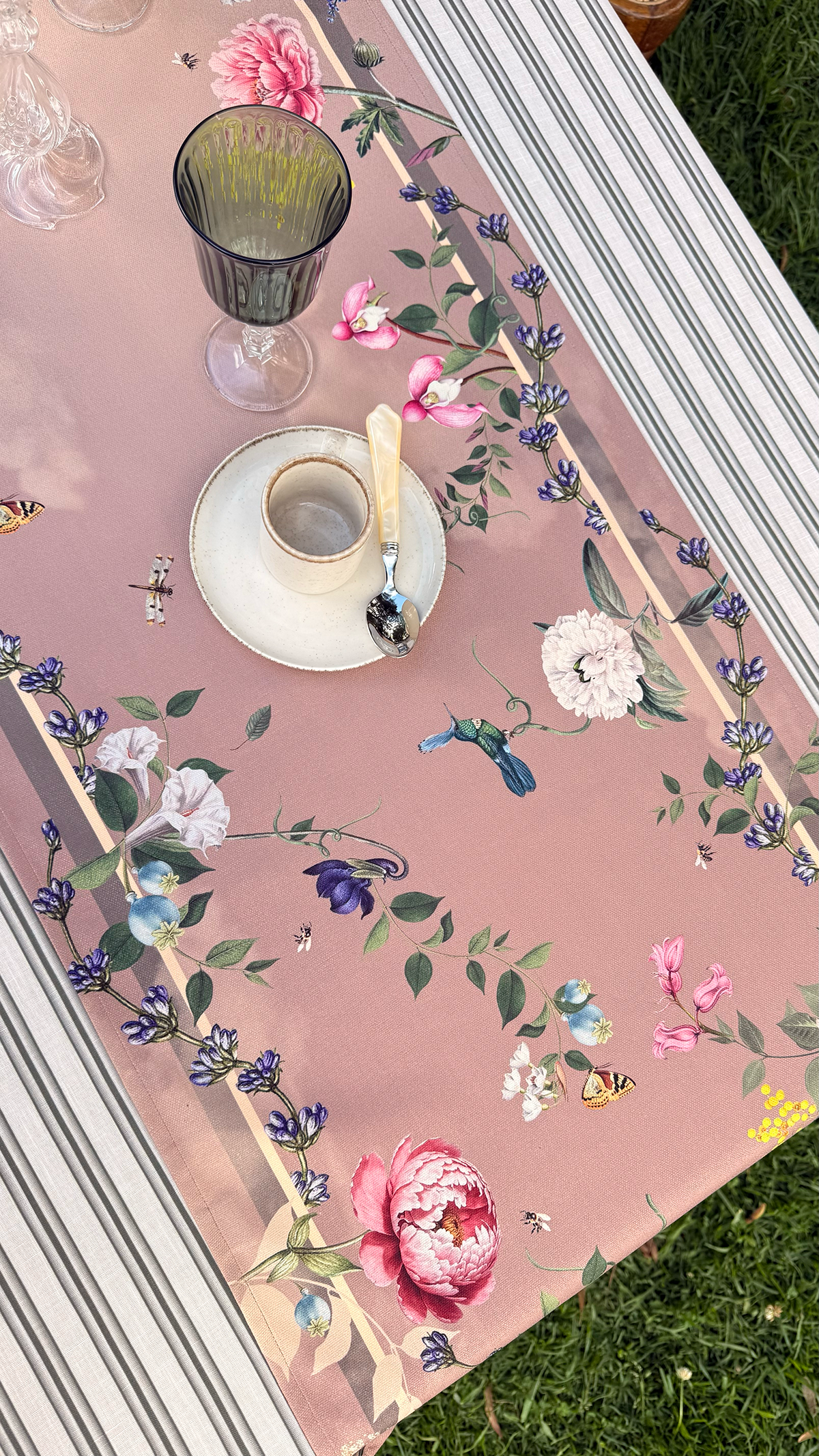 Table Runner - The Garden Mocca