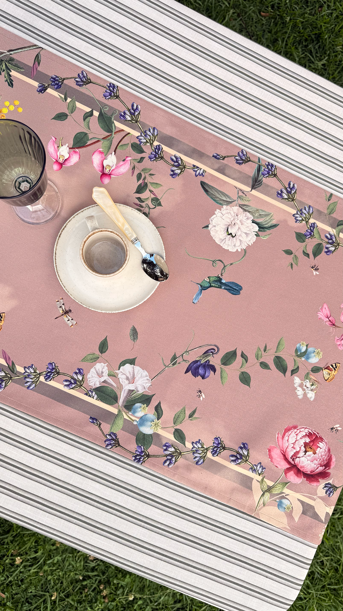 Table Runner - The Garden Mocca