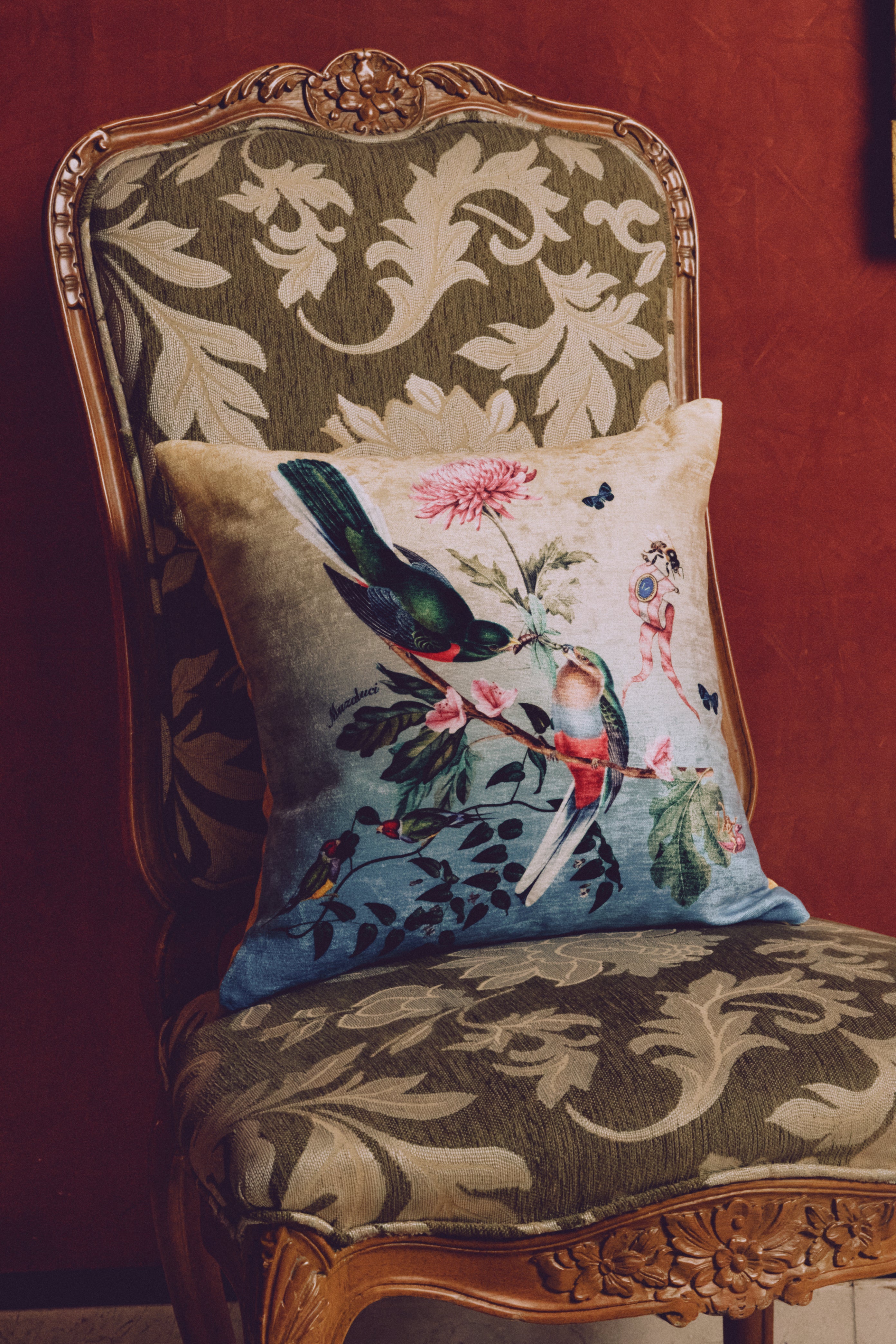 Velvet Pillow - Alegoria