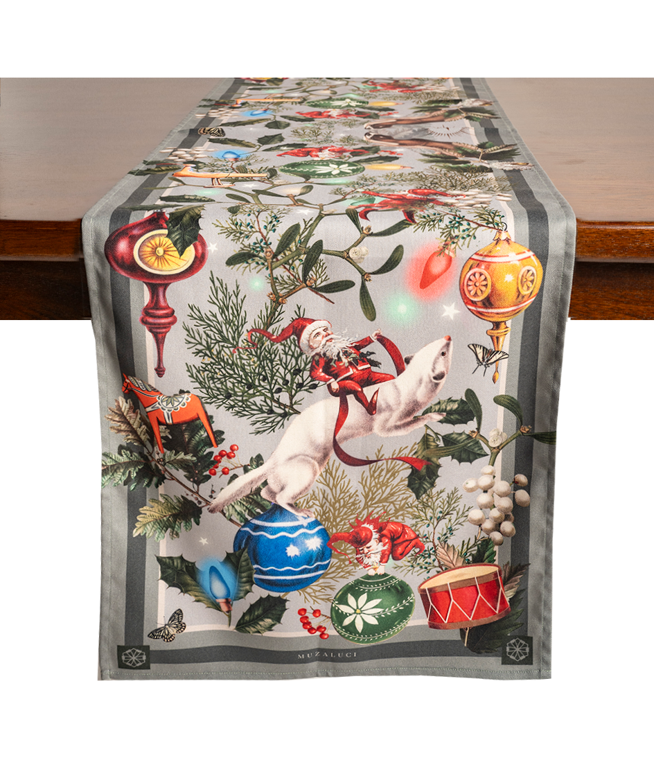 Santas Atelier Green - Table Runner