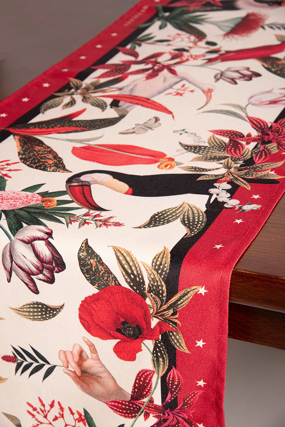 Red Jungle - Table Runner