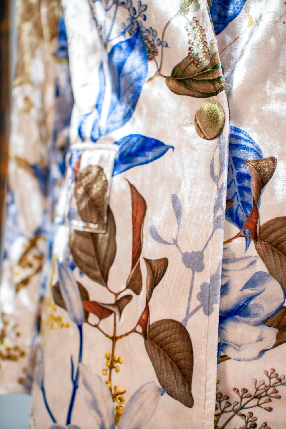 Plants - Velvet Blazer