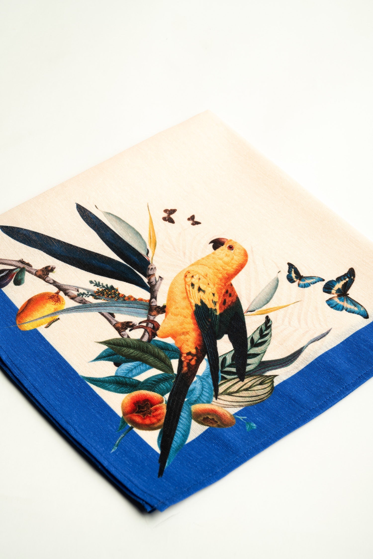 Colombian Parrots Sky 3 - Napkins